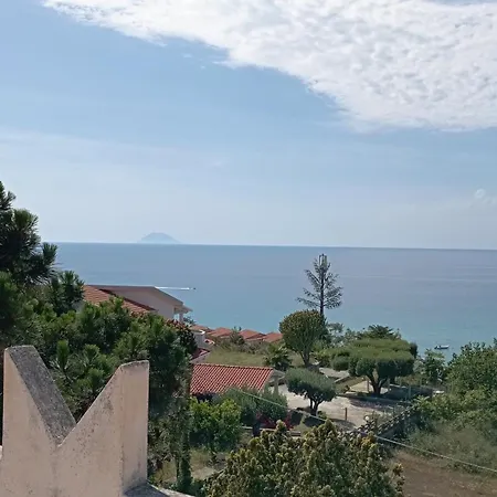 Feriehus Loiacono - Seaview Appartaments Ricadi