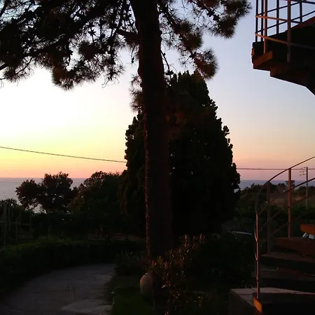 Loiacono - Seaview Appartaments Feriehus *